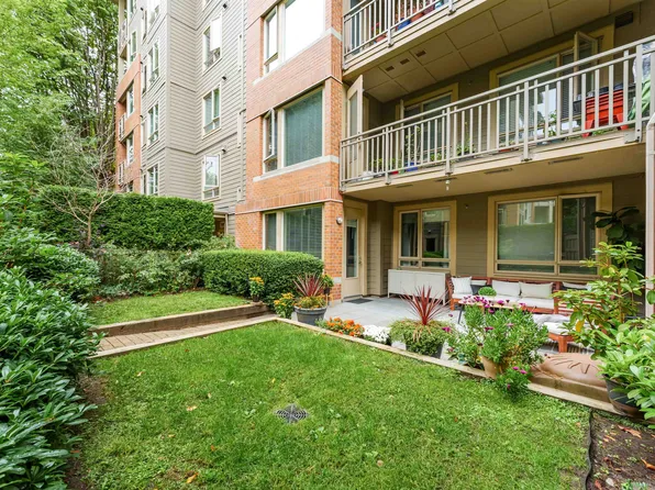 139 W 22nd St #G11, North Vancouver, BC V7M 0B5