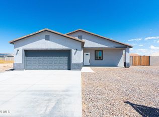 13597 S Silent Rd, Arizona City, AZ 85123