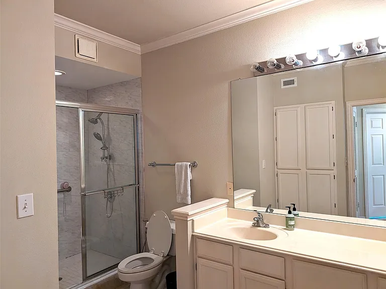 2111 Welch St #B208 — Photo 17