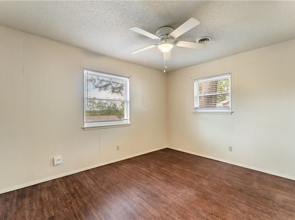 fayetteville-arkansas-442718342 picture