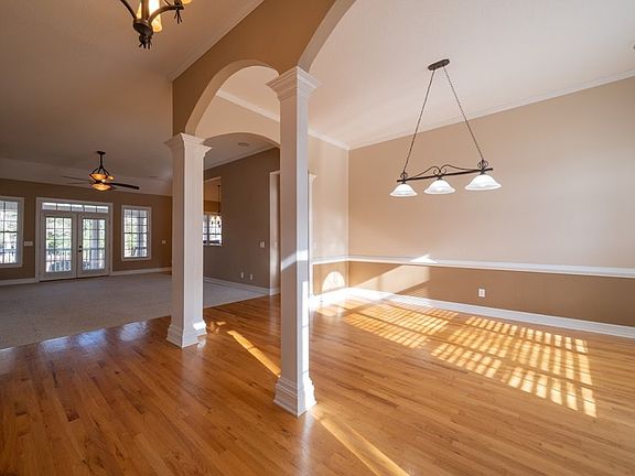 5th image of 512 Birkdale Blvd