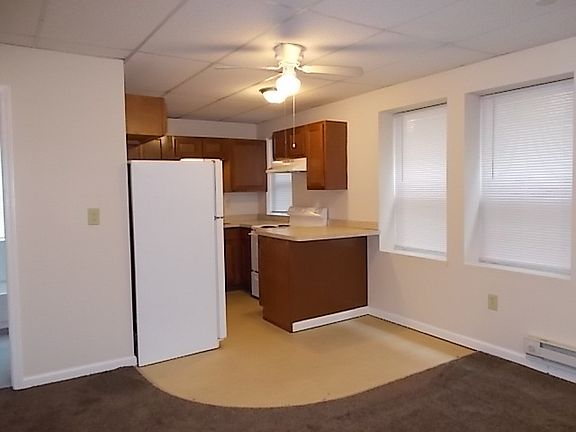 4th image of 1310 W 116th St #18