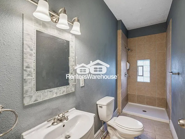 715 Sims Ave #2 — Photo 10