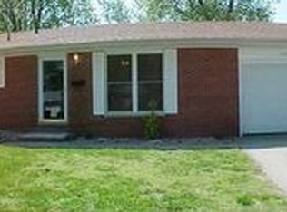 1388 Brushey Grove Ave, Wood River, IL 62095