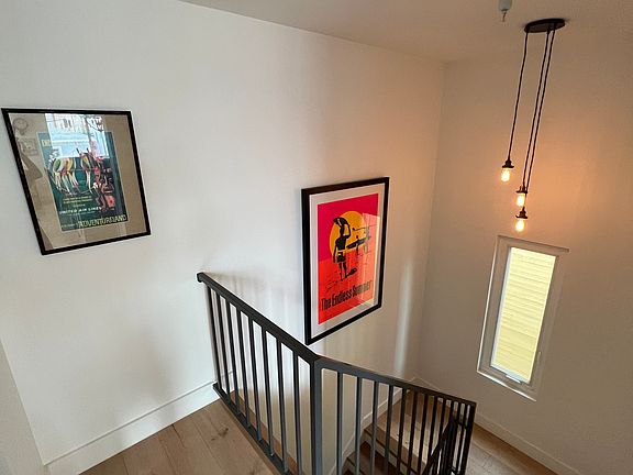 5th image of 129 38th St #A