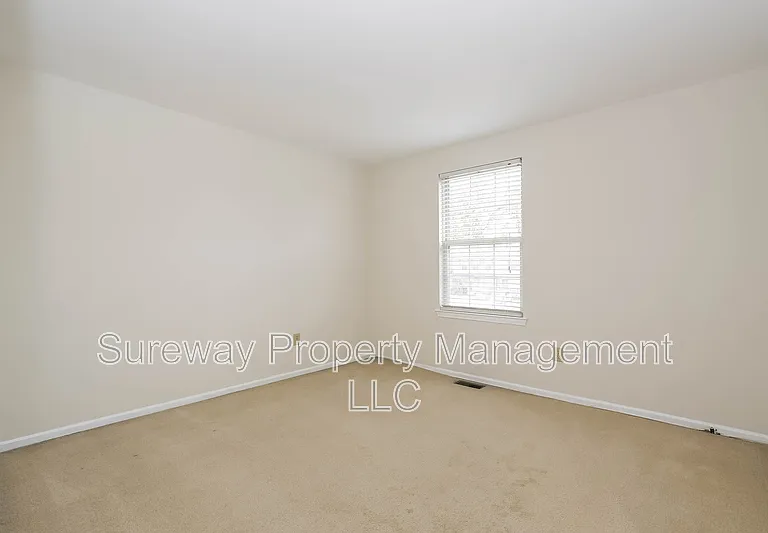 197 Lake Dr — Photo 18