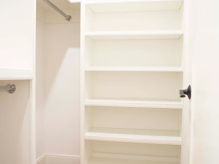 50 Quint Ave #3K — Photo 8