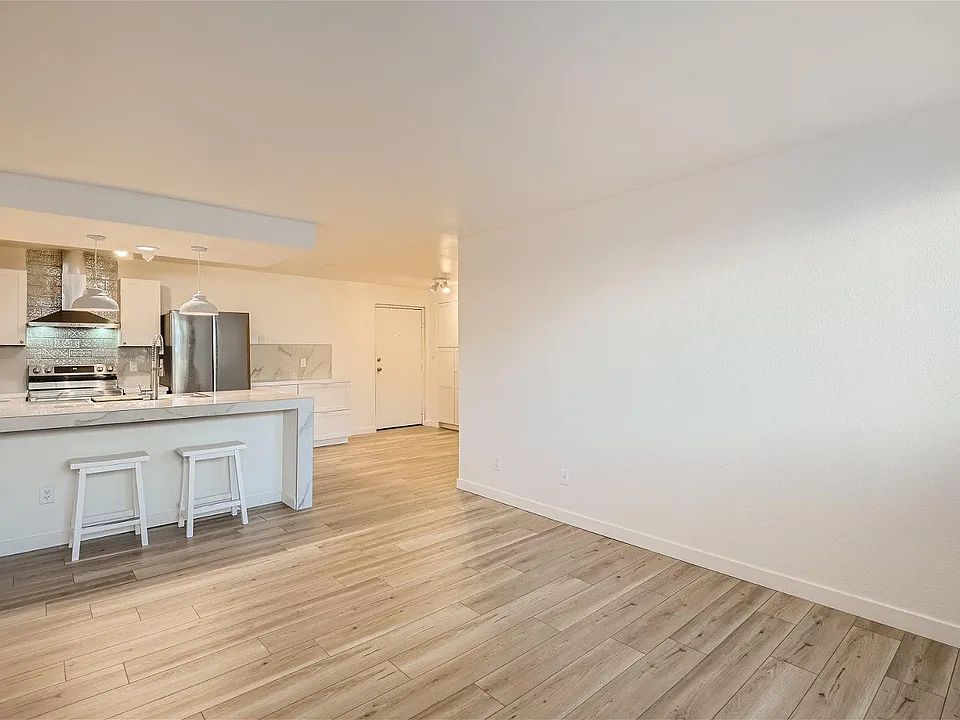 1250 Golden Cir #113