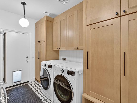 4th image of 612 W SAN CARLOS Way