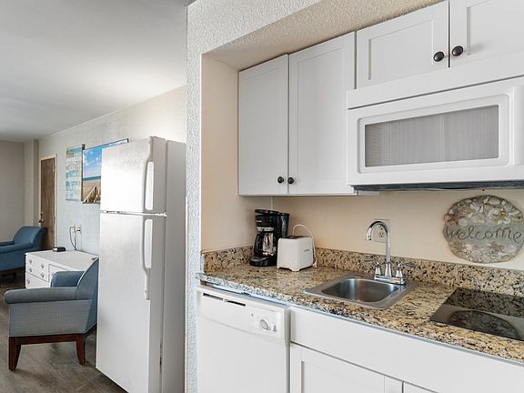 5th image of 9550 Shore Dr. #805