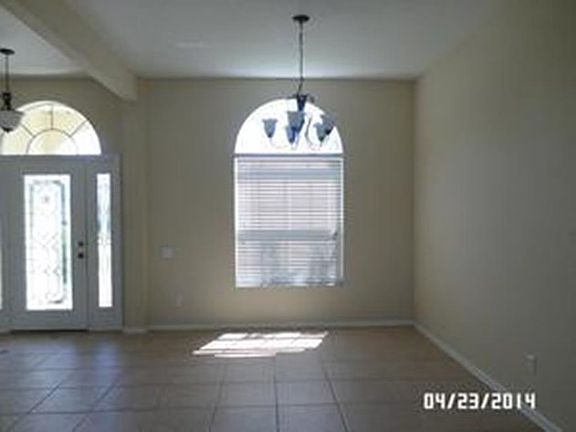 2nd image of 2343 Meadow Oak Cir