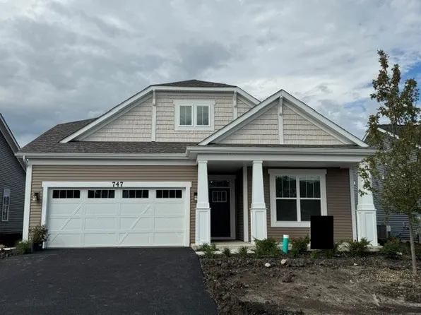 747 Alberta Ave, Oswego, IL 60543