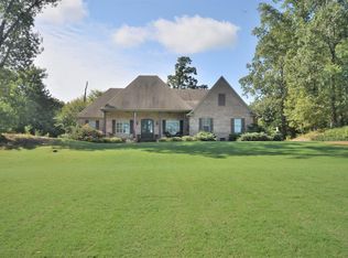 1611 Oak Crest Rd, Hernando, MS 38632