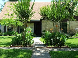 7115 Stoney River Dr, Spring, TX 77379