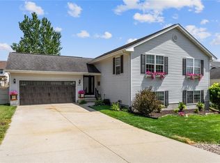 3315 Remington St SW, Cedar Rapids, IA 52404