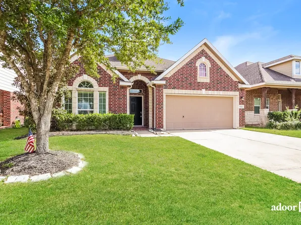 8322 Mandalay Bay Dr, Baytown, TX 77523