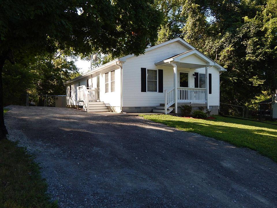 1st image of 104 Bowker St