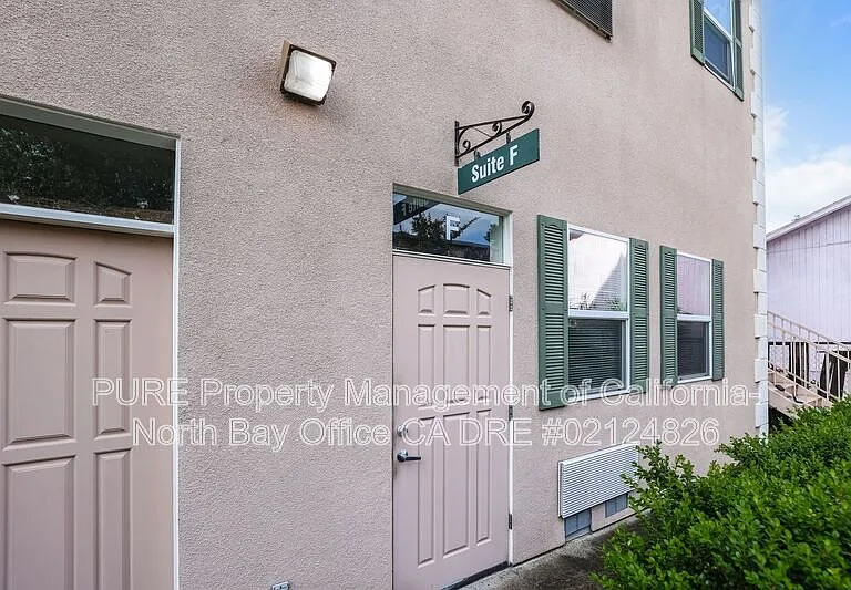 154 Railroad Ave #F — Photo 3