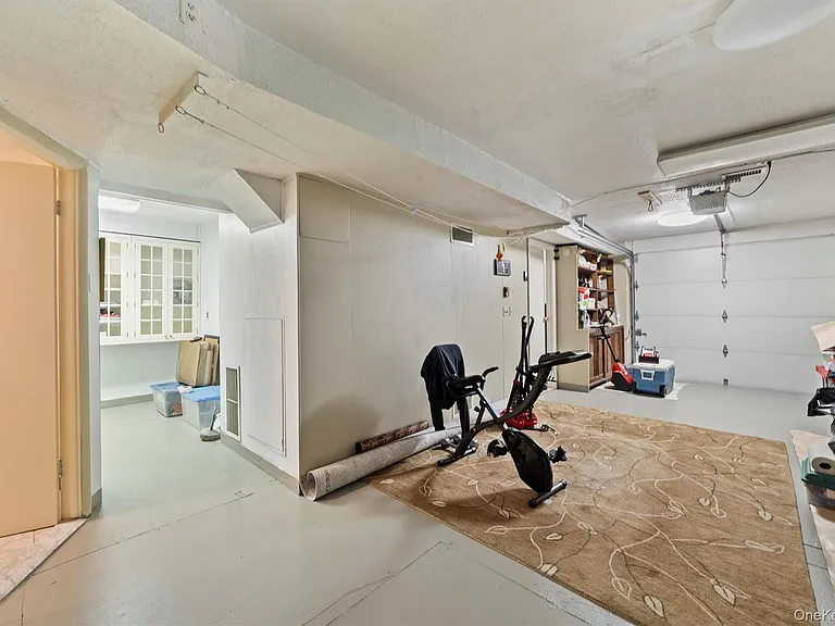 12 Downing Ct — Photo 30