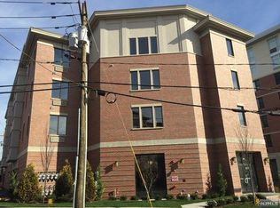 223 Walker St APT 301, Cliffside Park, NJ 07010