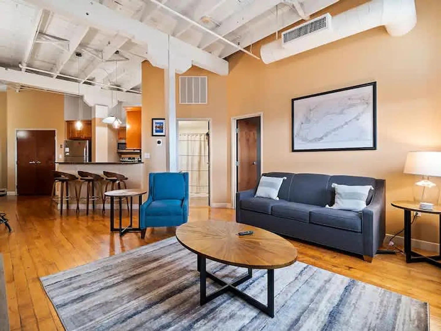 1 bed, 1.0 bath, 839 sqft, $1,610 — Photo 3