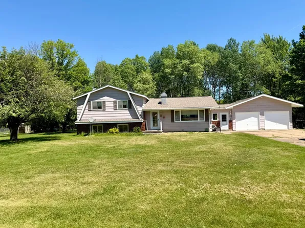 406 W 4th St, Caspian, MI 49915