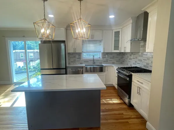 3300 Kayford Cir, Philadelphia, PA 19114