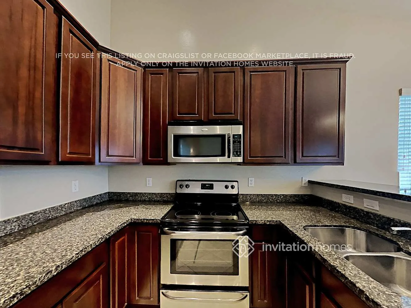 17706 N 89th Dr Peoria, AZ 85382 — Photo 4