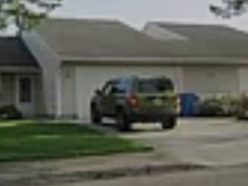 1st image of 16209 NE 8th St #B