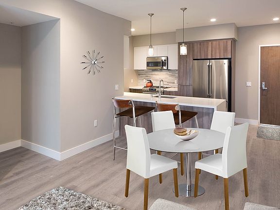 Signature Collection Home Kitchen and Living