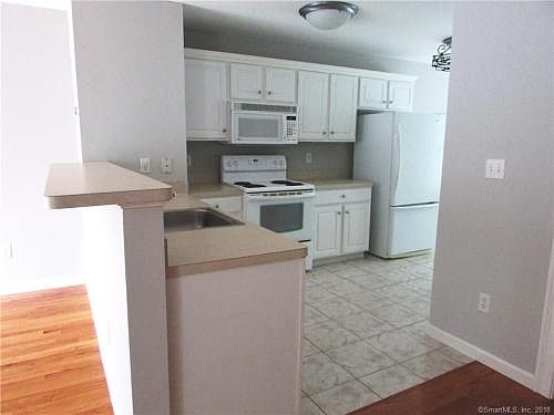 3rd image of 157 Leeder Hill Dr APT 205