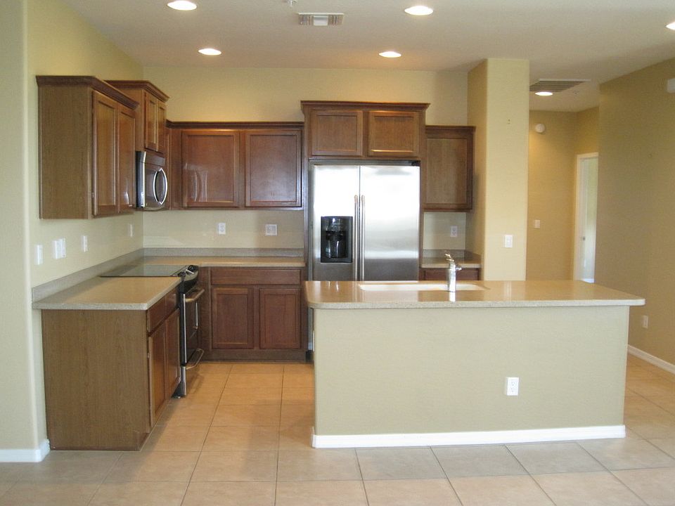 1st image of 2121 W TALLGRASS Trail #225