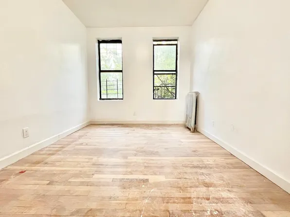 1677 President Street image 8 of 11