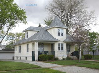 101 W Sumner Ave, Peotone, IL 60468