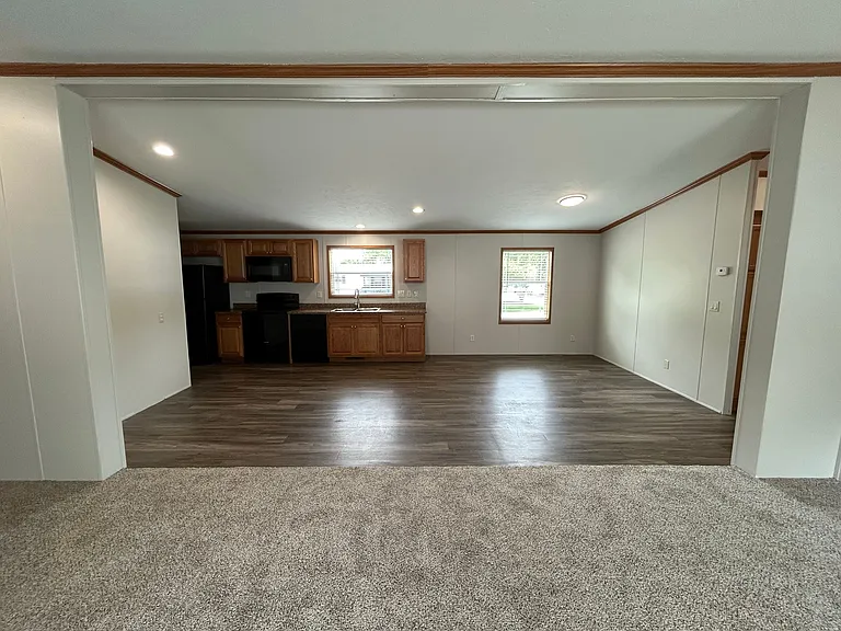 Santa Barbara Estates — Photo 27