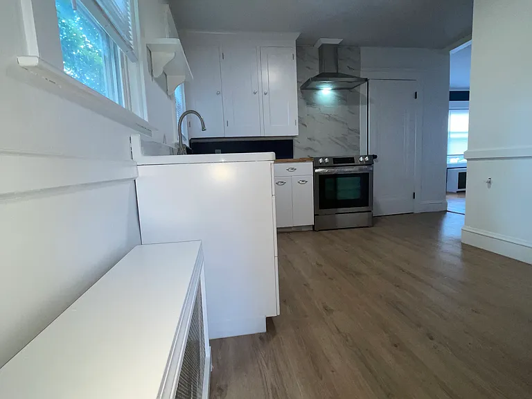 214 Pontiac Ave #2 — Photo 20
