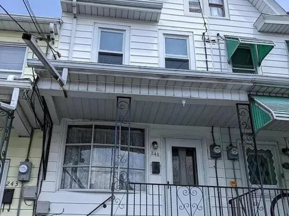 245 S Chestnut St, Mount Carmel, PA 17851