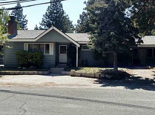 2166 Hollymont Dr, Running Springs, CA 92382