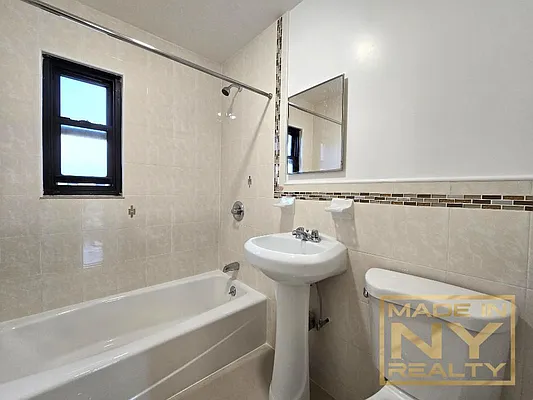Rented by Made In NY Realty | media 7