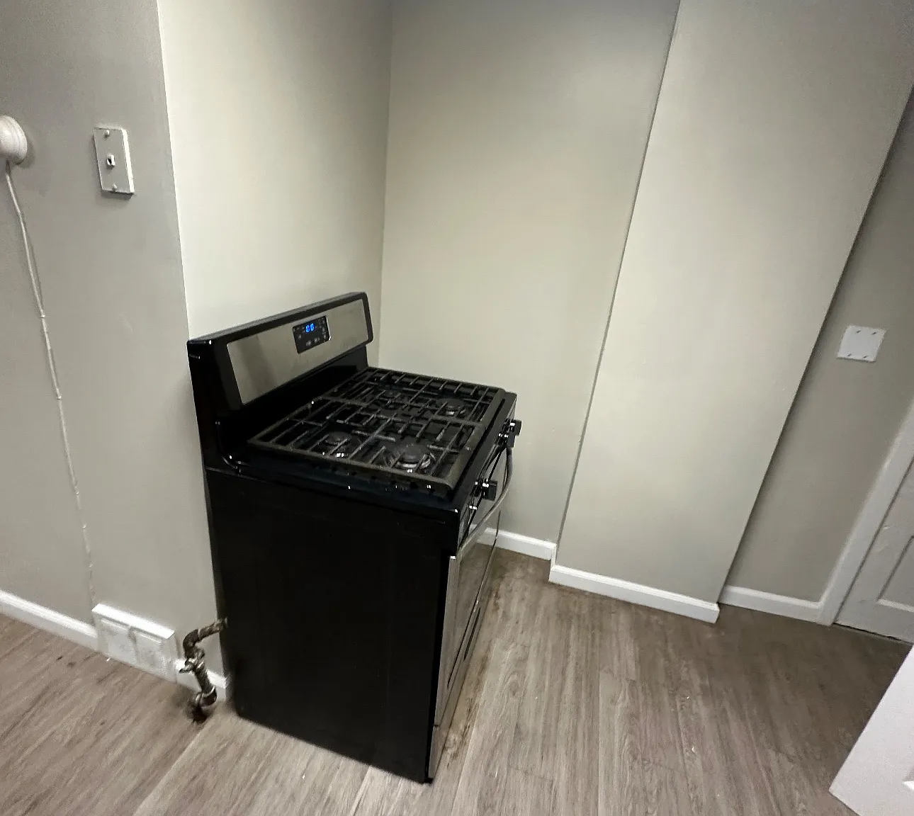 1 bed, 850 sqft, $925 — Photo 3