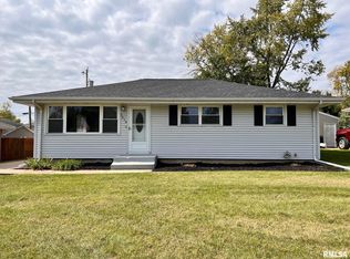 5619 N Montello Dr, Peoria, IL
