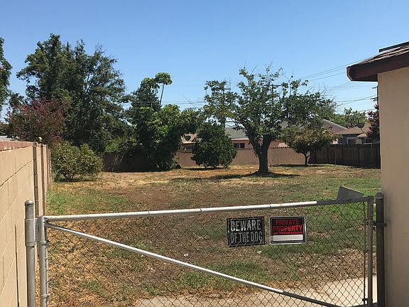 2nd image of 14554 Oro Grande St