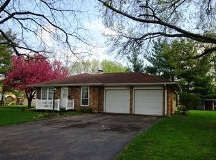 901 Island View Dr, Rock Falls, IL 61071