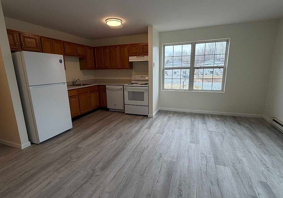 1st image of 181 Northampton St #F