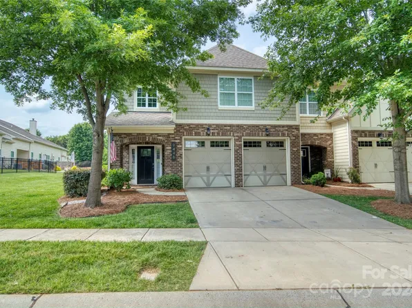 9446 Carneros Creek Rd, Charlotte, NC 28214