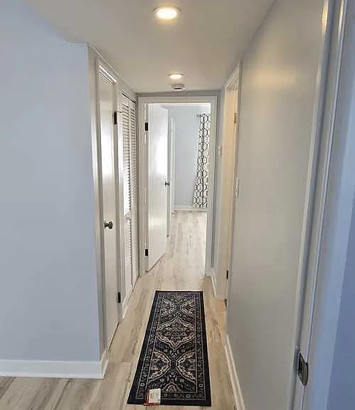 Bay Colony Dr — Photo 10