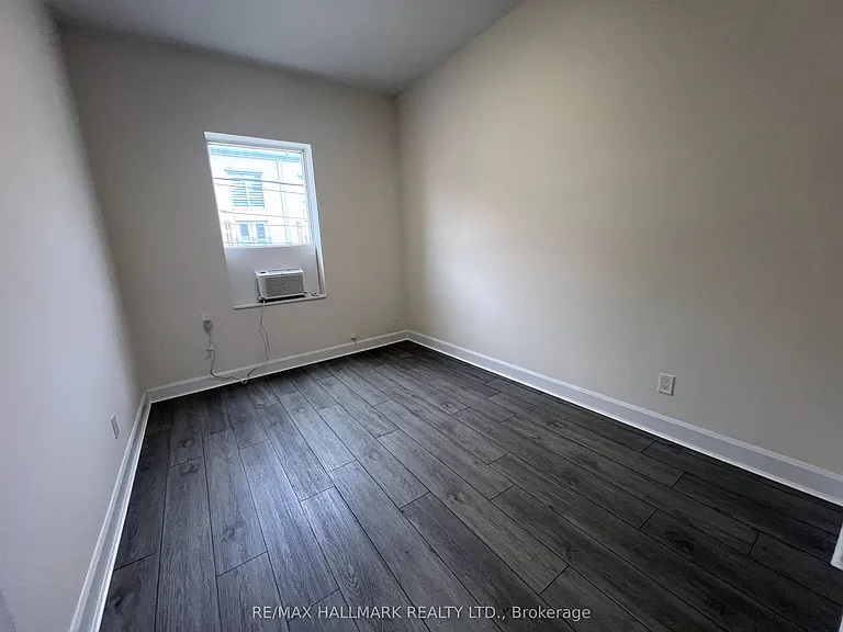 420 Parliament St #1 — Photo 14