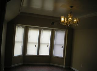 1216 Williamsburg Ln, Norcross, GA 30093