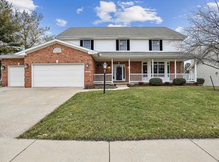 2104 Charwick Dr, Champaign, IL