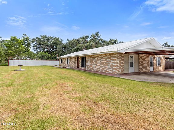 4th image of 1006 Catahoula School Hwy